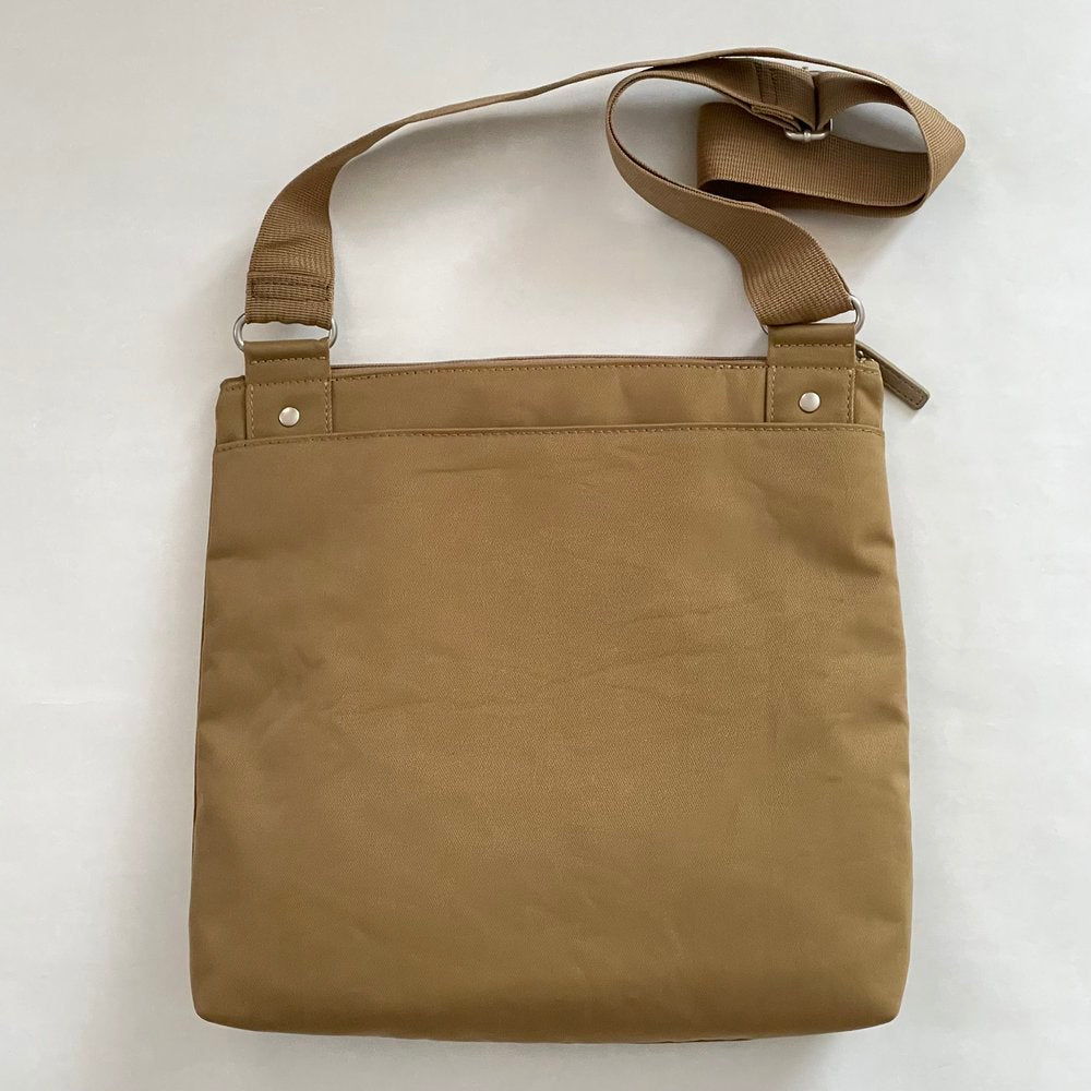 Nellie - Ochre